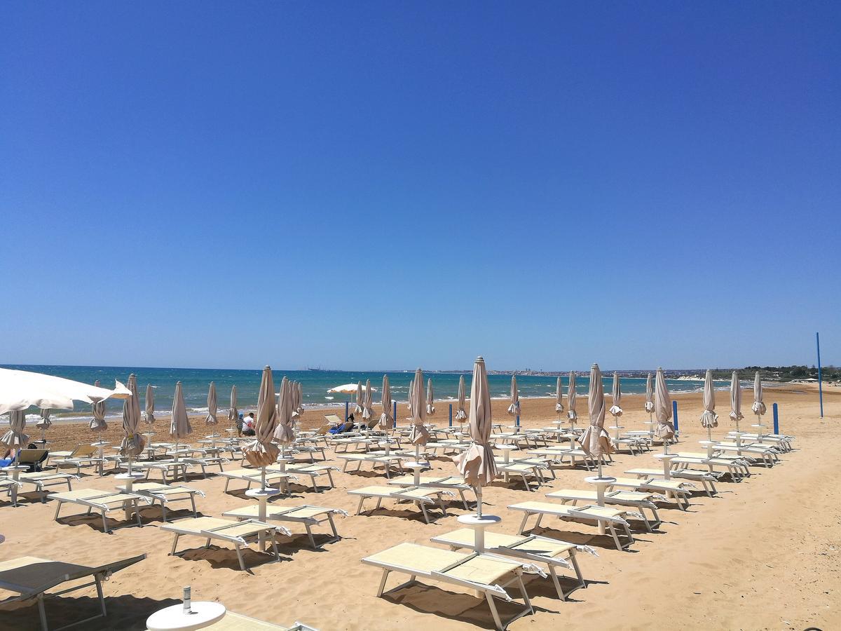 Borgo Rio Favara Hotel Club 伊斯皮卡 外观 照片