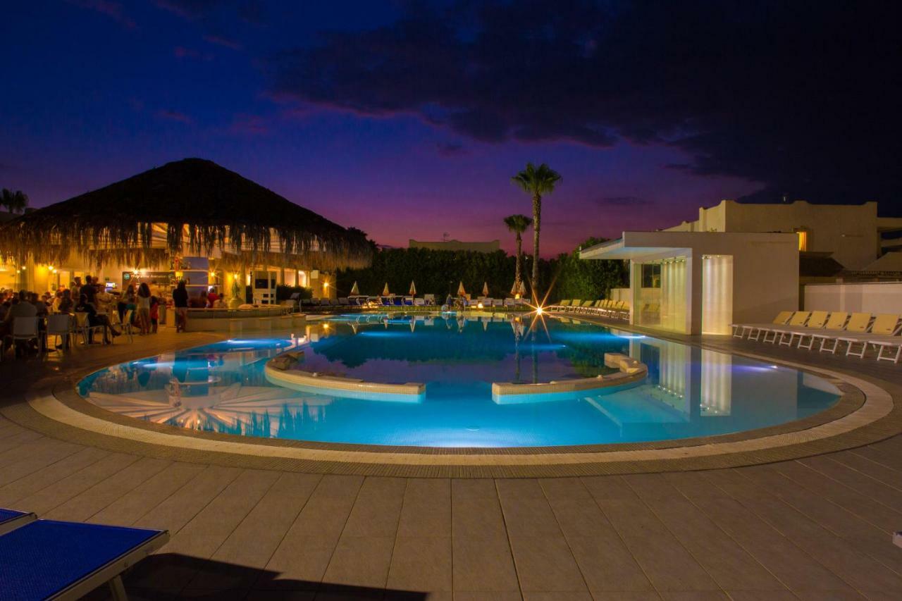 Borgo Rio Favara Hotel Club 伊斯皮卡 外观 照片